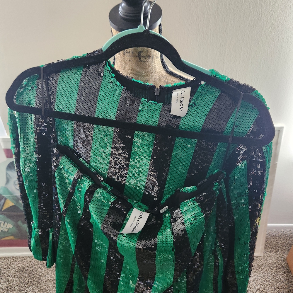 Asos... Emerald and Black Sequin Striped Top - Picture 3 of 7